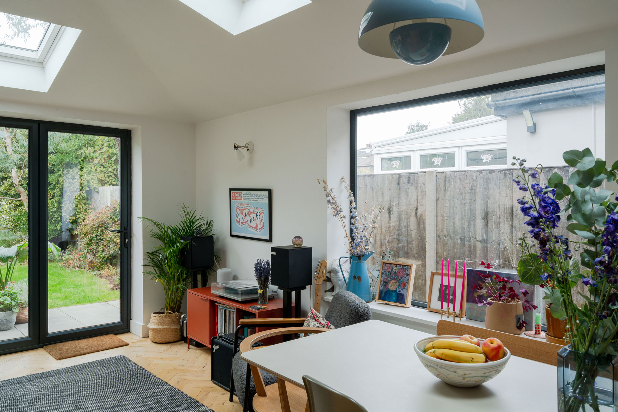 Full Page Mid Banner